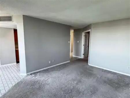 508 - 360 WATSON STREET W | 508 - 360 WATSON STREET W, Whitby