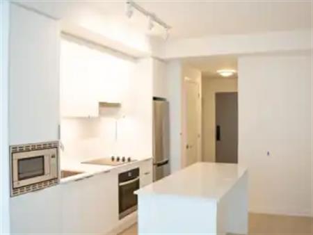 801 - 3071 TRAFALGAR ROAD | 801 - 3071 TRAFALGAR ROAD, Oakville