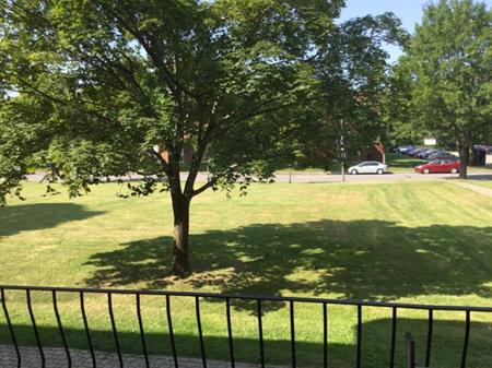 1 CH - 1 SDB - Québec - $827 /mo