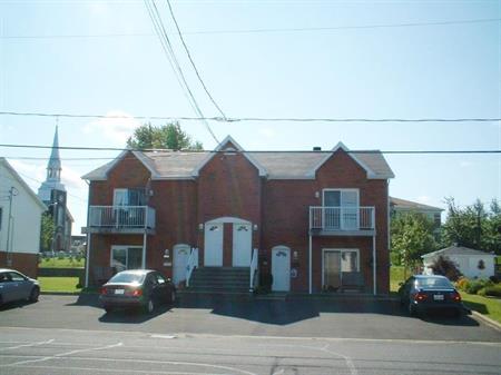 STYLE CONDO ST APAPIT, 1e DÉCEMBRE.