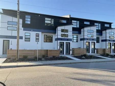 GREAT LOCATION IN CAPITAL HILL | 1202 19 Avenue Northwest, Calgary