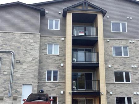 5 1/2 a louer-pointe-des-cascades-appartement