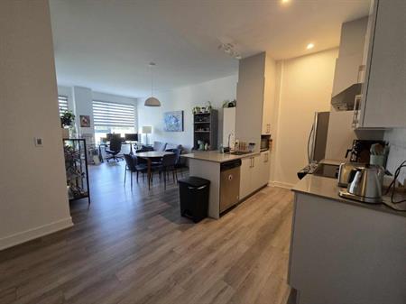 4 et demi de luxe à Brossard *1 mois gratuit à la cession du bail*