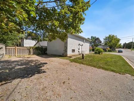 Lower- 218 Hilda Street | 218 Hilda Street, Orillia