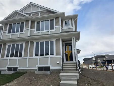Modern House with an overlooking view | Calgary