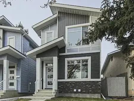 3 bed 2.5 bath pet friendly  home | 10944 150 Street Northwest, Edmonton
