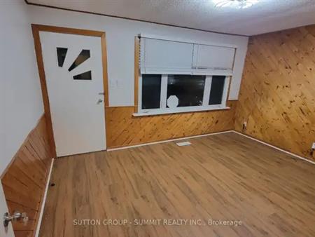 1 - 177 MILL STREET | 1 - 177 MILL STREET, Essa