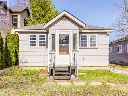 17 WILLOWBANK AVENUE | 17 WILLOWBANK AVENUE, Richmond Hill