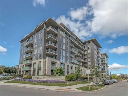 530 De Mazenod Ave #606 | 530 De Mazenod Avenue, Ottawa