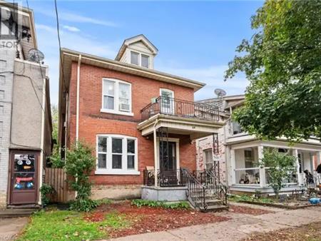 29 CHATHAM Street Unit# 3 | 29 CHATHAM Street Unit# 3, Brantford