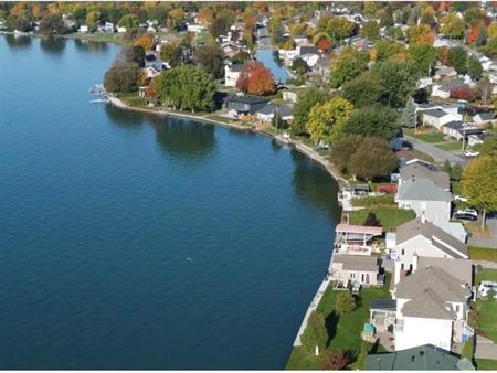 TERRAIN À VENDRE TRIPLEX & 6Plex