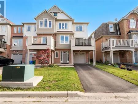 240 MORTIMER CRESCENT | 240 MORTIMER CRESCENT, Milton