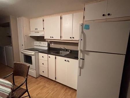 Beau 31/2 à louer, centre-ville de Sorel-Tracy