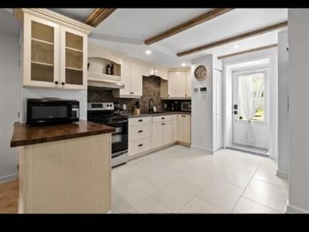 4demie Neuf / Animaux Accepté