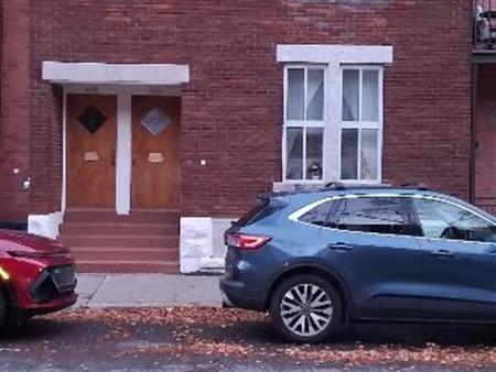 5 1/2 Point St.-Charles