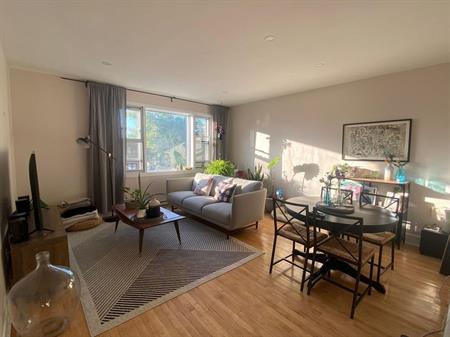 5 1/2 for rent in NDG / 5 1/2 a Louer dans NDG