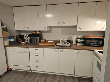 🏡 Grand 3 ½ rénové – tout inclus – entrée indépendante – Gatineau (secteur Saint-René / Lorrain)