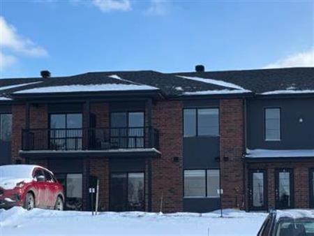 4 1/2 À LOUER (Bromptonville)