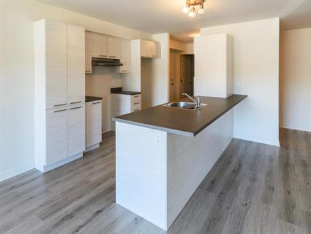 Logement 4 1/2 + bureau - Avril 2026