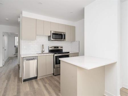 1 CH - 1 SDB - Montréal - $1,495 /mo