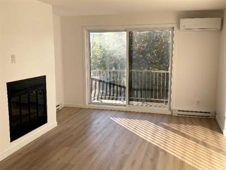 Logement 3 1/2 à louer à Montréal/Anjou/Hochelaga à proximité de l'A40 et A25.