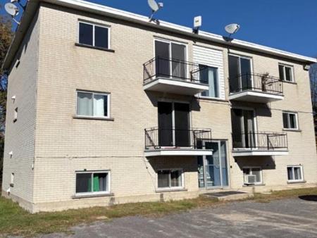 4 ½ à louer – 1 100 $/mois Lanoraie