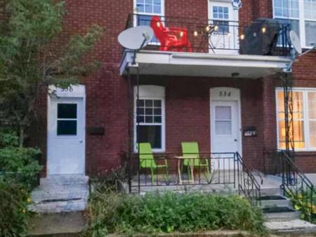 À louer un grand 5 1/2 au centre ville de Trois-Rivières