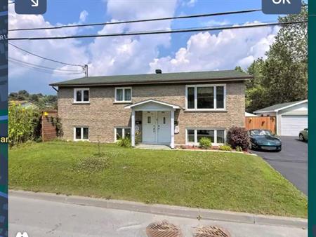 5 1/2 à louer janvier 2026, 1230$/mois