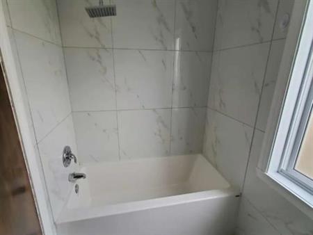 3 1/2 IMMEDIATE - RENOVE - VILLE ST LAURENT - PRES DU REM