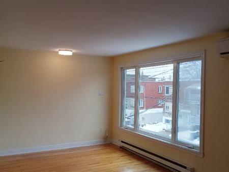 Grand 5½ à louer – Montréal Nord