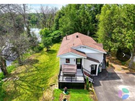 Appartement 4 1/2 a louer