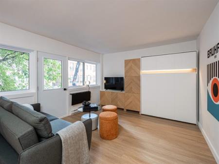 Appartement Meublé Moderne à Louer – Centre-Ville de Montréal