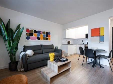 Appartement Une Chambre - Montréal Centre-Ville, Meublé