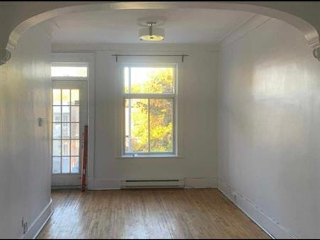 Logement 5 1/2 métro Cadillac