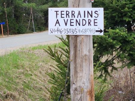 Terrain à vendre. rue Lafrenière, St-Élie-de-Caxton