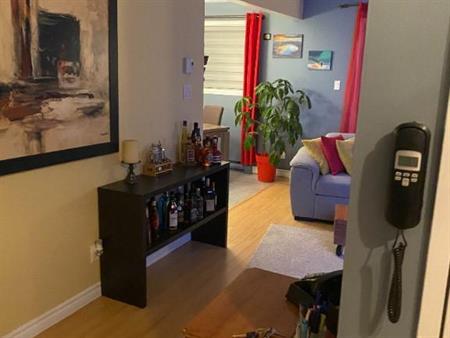 4 ½ Disponible maintenant (et/ou) Déc.Janvier