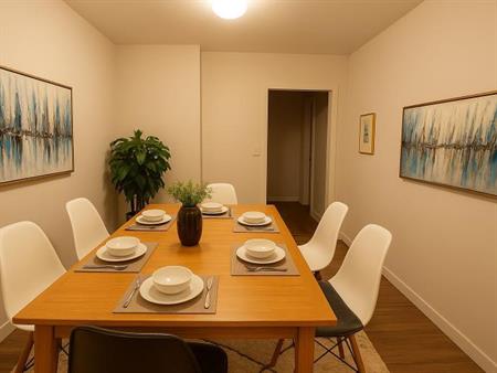 2 CH - 1 SDB - Saint-Laurent - $1,400 /mo