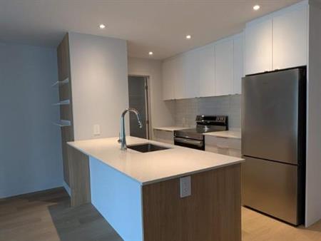 2 CH - 1 SDB - Montreal - $2,260 /mo