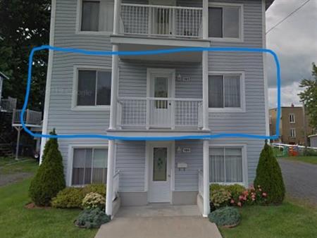 logement 4-1/2 a louer, 193, 2e rue a Louiseville. 925$