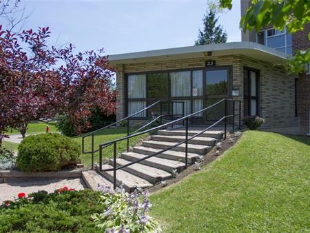 Craigton Drive Apartments