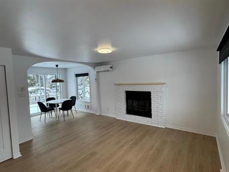 Haut de maison à louer 5 Electros et Hydro compris