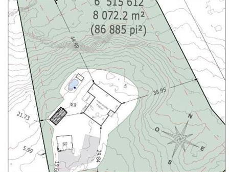 Terrain de 80 000pi2 pour auto-constructeur à Morin Heights