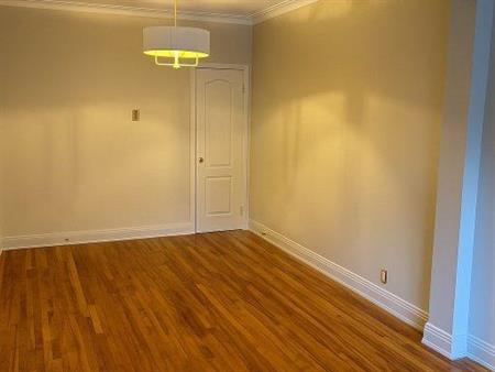 Grand bas de duplex– Ahuntsic, près du métro – Disponible 1er décembre 2025