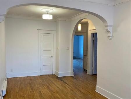 5 1/2 métro Cadillac