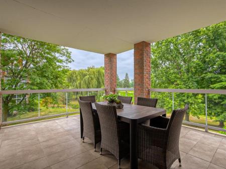 Condo haut de gamme à louer adossé au golf à St-Hyacinthe - appartement / logement