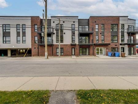 PROMO 1 mois gratuit Alphonse-Desjardins: Électroménagers inclus, Internet inclus ! Récent 3 1/2