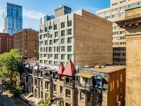 2 CH - 1 SDB - Montréal - $2,246 /mo