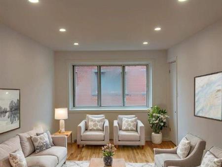 2 CH - 1 SDB - Montréal - $1,335 /mo