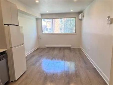 Studio - Montréal - $1,245 /mo