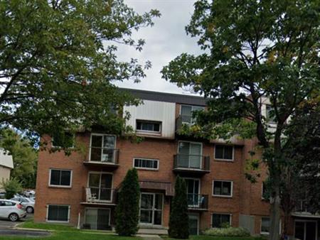 4 1/2 à louer Riviere des Prairies PAT